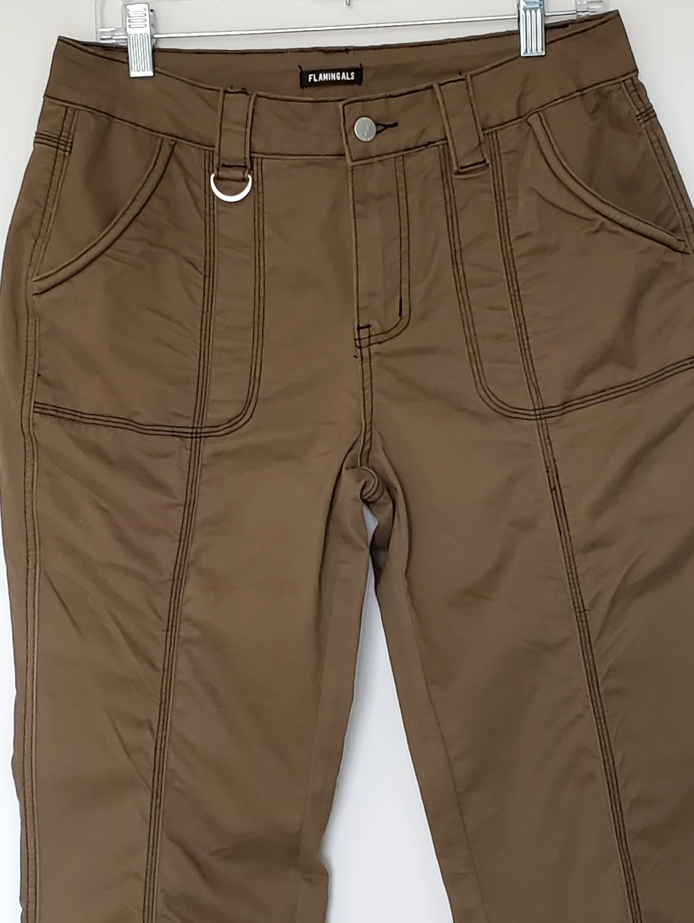 Flamingals Mid-Rise Straight Leg Cargo Exposed Stitch Pants, Brown Med - Picture 6 of 13